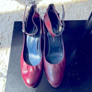 STEPHANE GONTARD dress shoe w/ ankle strap